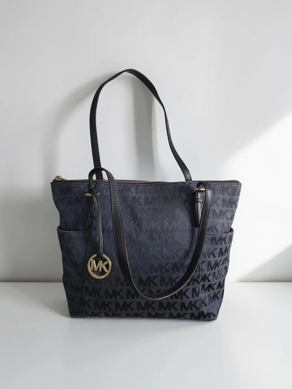 Michael Kors Navy MK Logo Tote & Wallet Bundle EUC - Picture 4 of 15